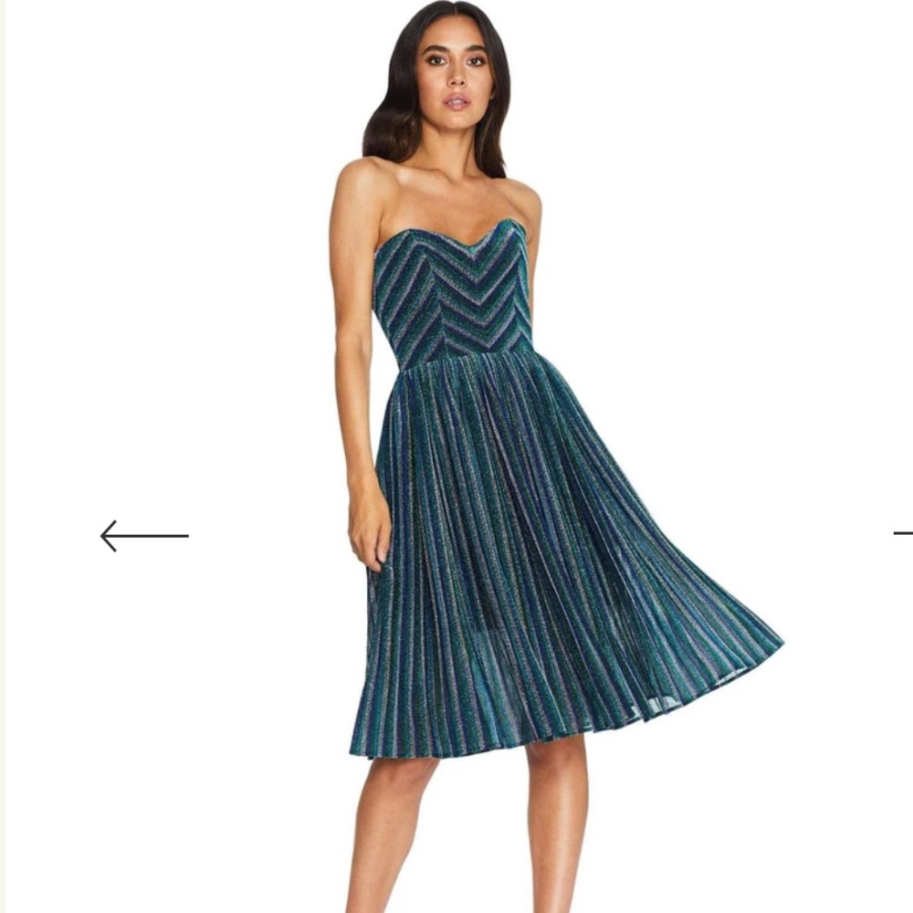 DRESS THE POPULATION KATHY DRESS
